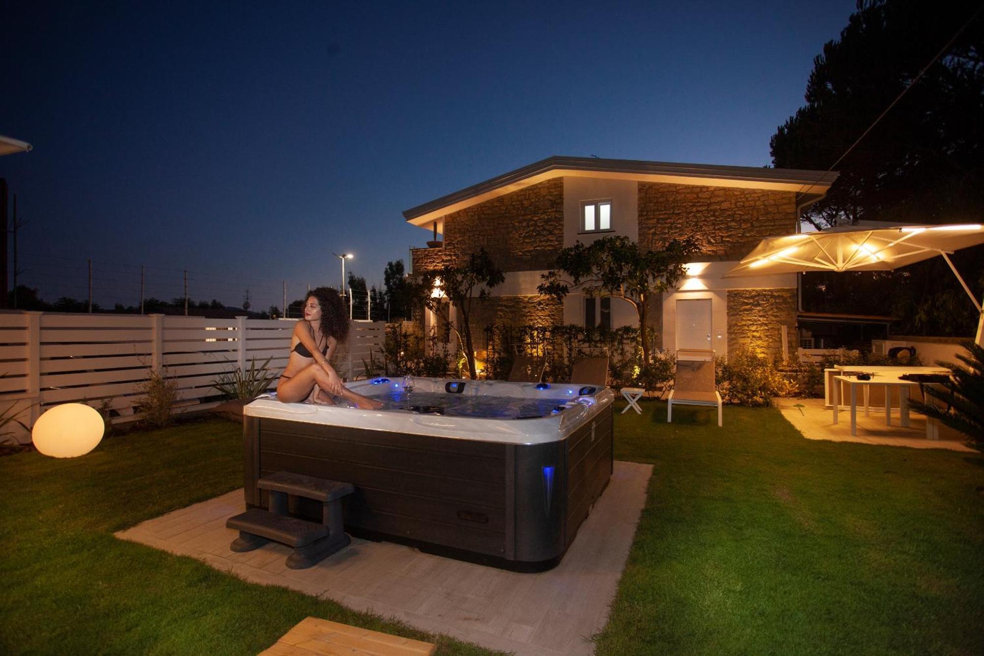 Aquamaris Design Suite & Spa Paestum Exterior photo