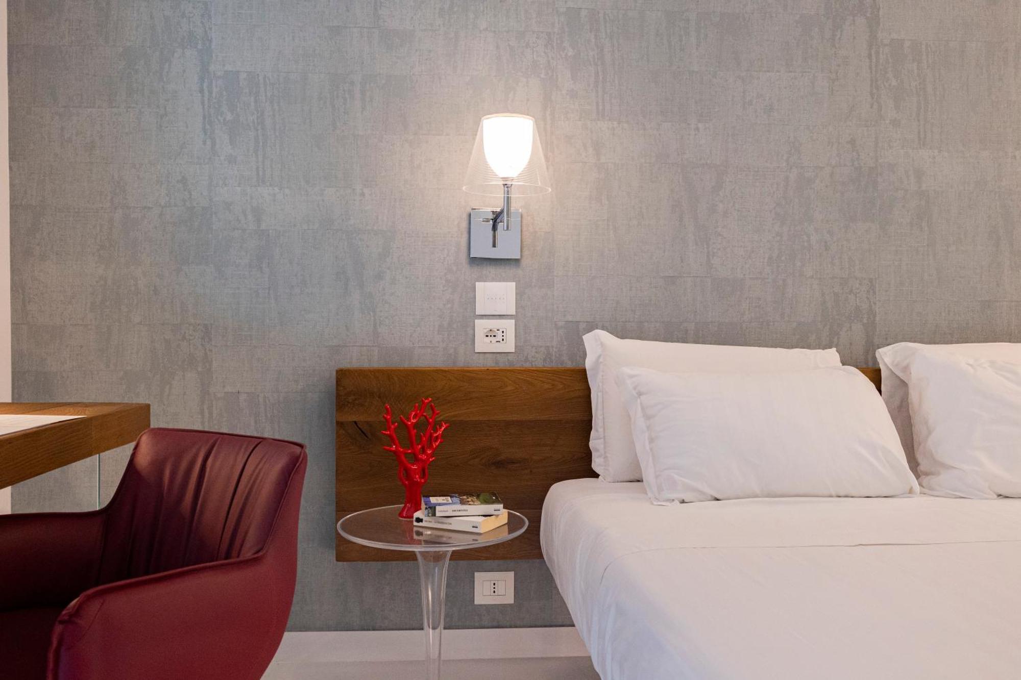 Aquamaris Design Suite & Spa Paestum Exterior photo
