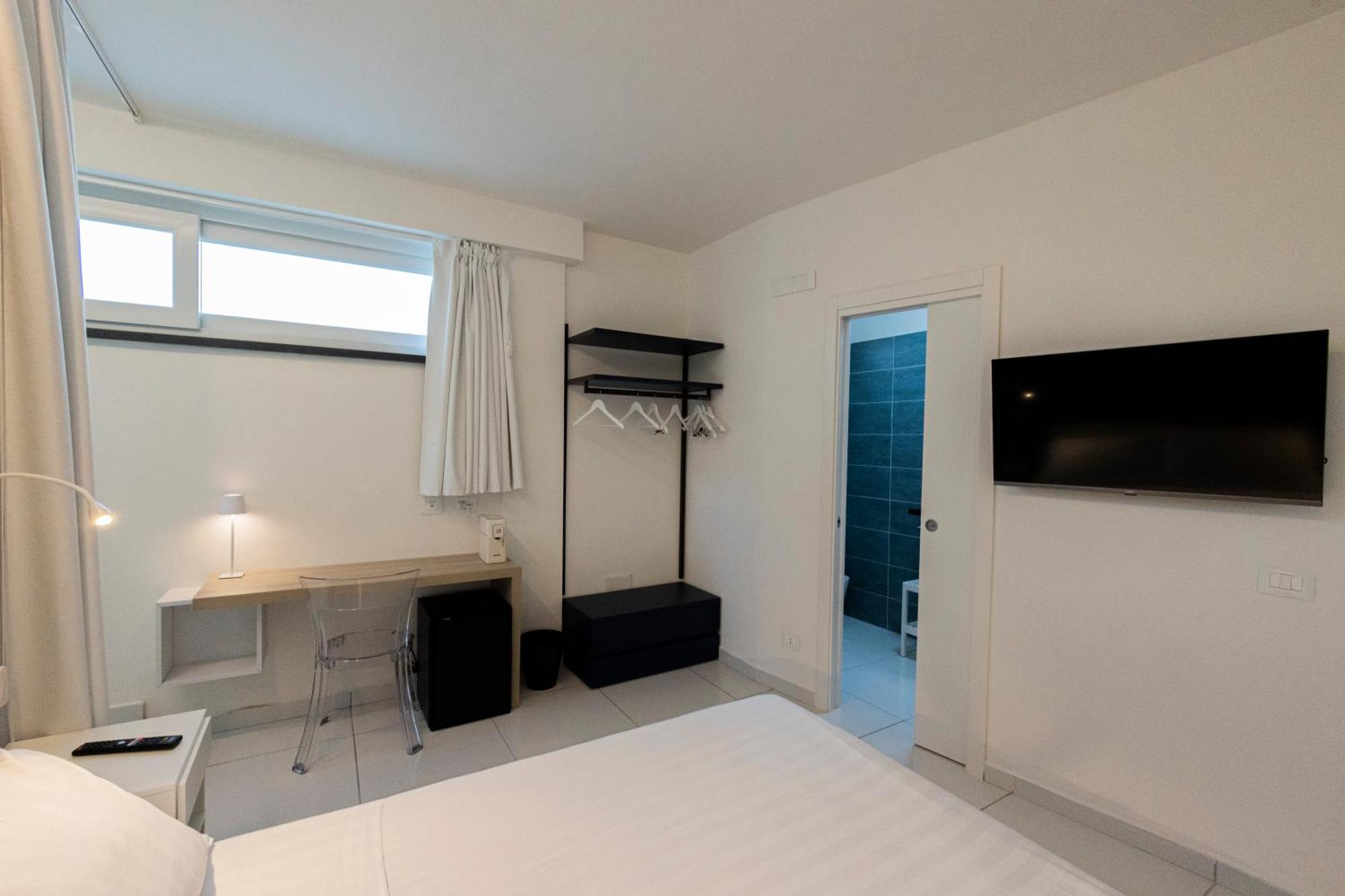 Aquamaris Design Suite & Spa Paestum Exterior photo